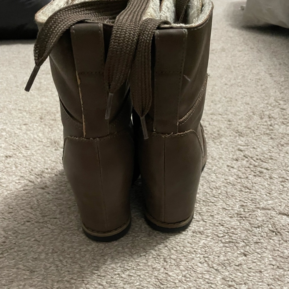 Booties - Picture 4 of 4